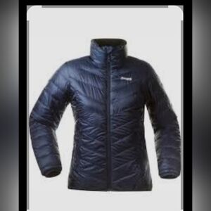 Bergan Of Norway Down Light Lady Puffer Jacket. Size S